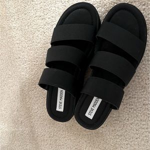 Brand New. Steve Madden